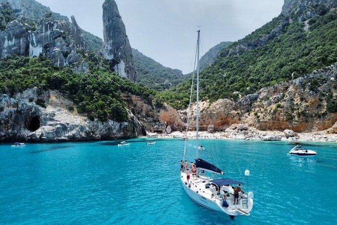 Daily sailing trip in the Orosei coves with lunch - Discover the Daily Sailing Trip in the Orosei Coves