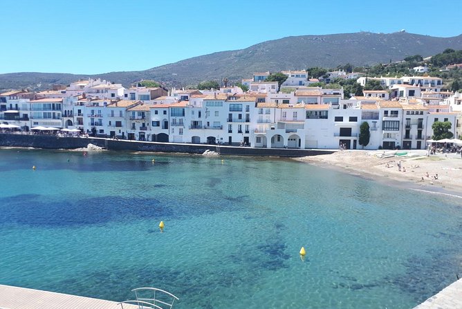 Dalí Museum and Costa Brava Small Group Tour from Girona - Charm and Culture in Cadaqués