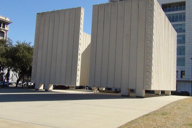 Dallas and Fort Worth City Sightseeing Tour Small-Group - Key Points