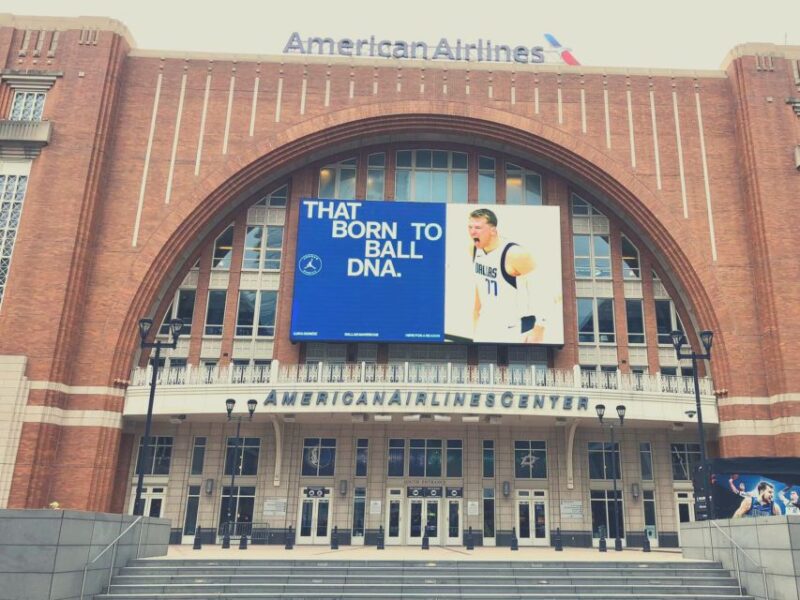 Dallas: Dallas Mavericks Basketball Game Ticket - Key Points