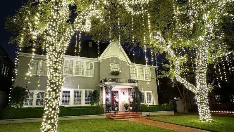 Dallas: Holiday Lights Tour Highland Park - Considerations and Tips for the Holiday Lights Tour