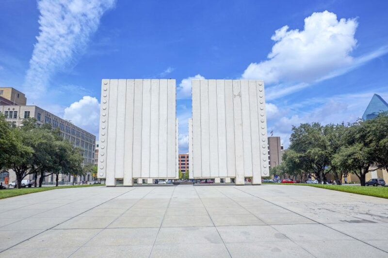 Dallas: JFK Assassination and Sixth Floor Museum Tour - Value for Money and Overall Experience
