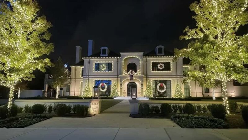 Dallas: North Pole Express Highland Park Bus Tour with Santa - How This Tour Compares to Other Dallas Holiday Experiences