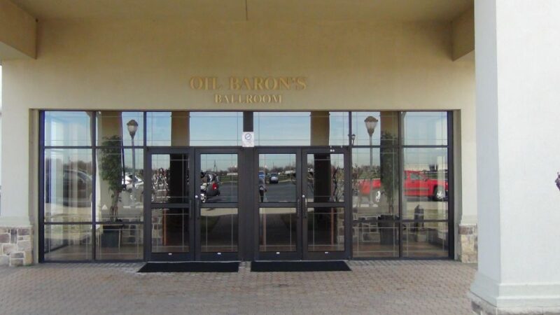 Dallas: Southfork Ranch, Dallas Highlights, and JFK Tour - Visiting Dealey Plaza: The JFK Site