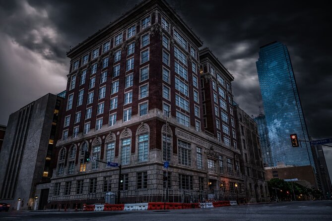 Dallas Terrors Ghost Tour By US Ghost Adventures - Dallas County Courthouse: A Hotspot for Ghosts