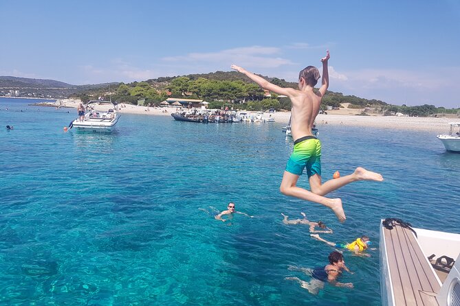 Dalmatian route - Panoramic flight over Bra, Hvar, olta & Split from Bra - Crossing to Olta Island and Its Dramatic Cliffs