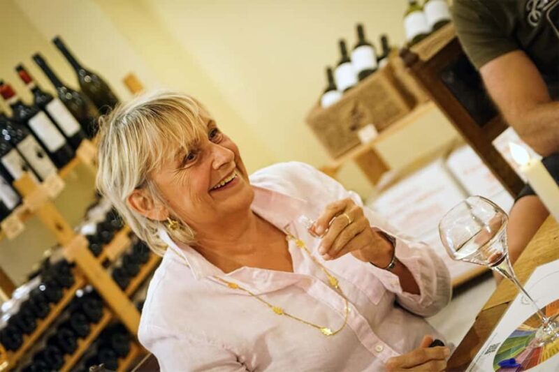 "Dans le Nez du Vin" tour Aromas & Faults in Saint Emilion - Guided Tasting of Three Saint-Émilion Wines