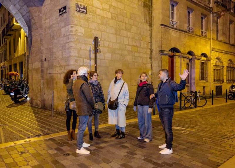 Dark Bordeaux: Ghosts, True Crimes, Eternal haunting Tales - Discover the Dark Side of Bordeaux with the Ghostly Legends Tour