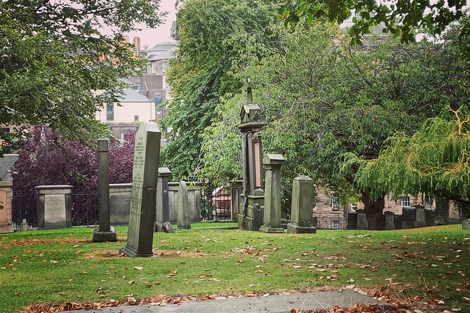 Dark History and Ghost Tour of Edinburgh - Practical Details and Meeting Point
