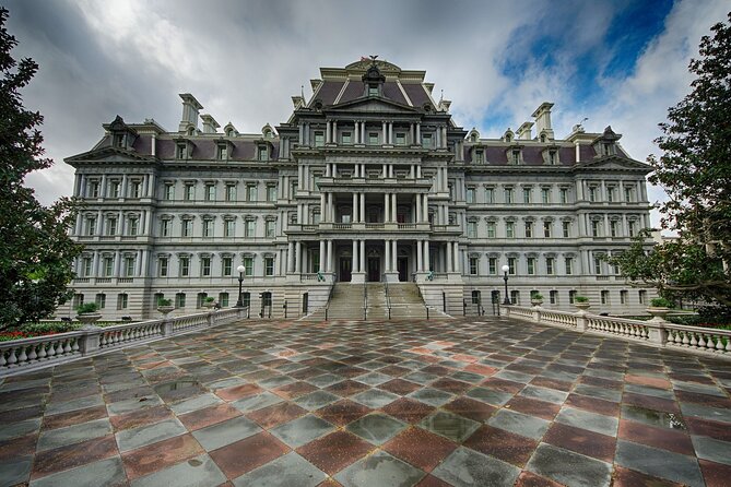 Dark Nights in D.C. - Walking Tour - Lafayette Square’s Layers of History and Hauntings