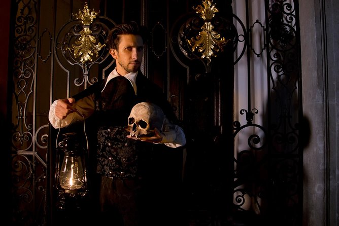 Dark Shadows of the Old Town: A Self-Guided Audio Tour of Prague - Visiting the Basilica of St. James and Its Darker Stories