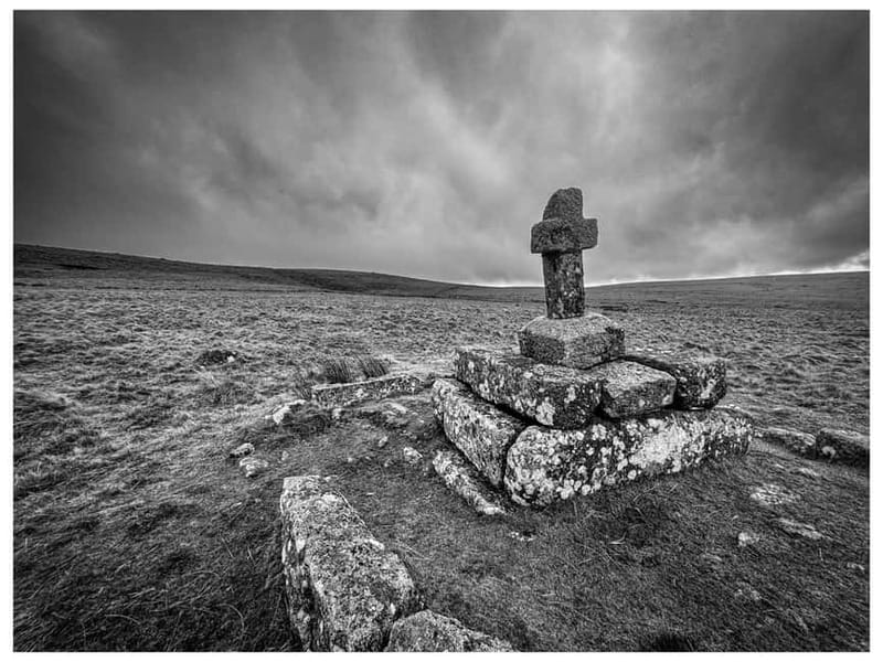 Dartmoor: Guided Hiking Tours FULL Day - Logistical Details and Booking Flexibility