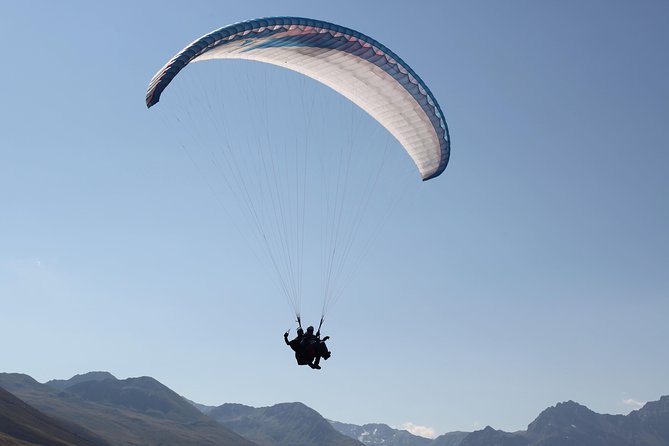 Davos Absolutely Free Flying Paragliding Tandem Flight 1'000 Meters High - Thrilling Tandem Paragliding Over Davos for $236.61