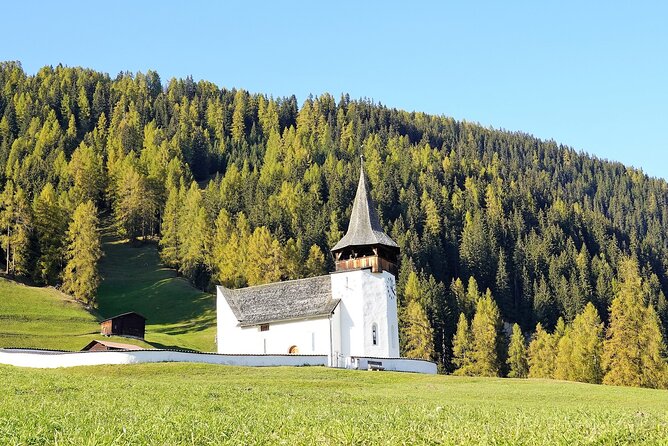 Davos - Private walking tour - Scenic Views and Landmarks in the Alpine Landscape