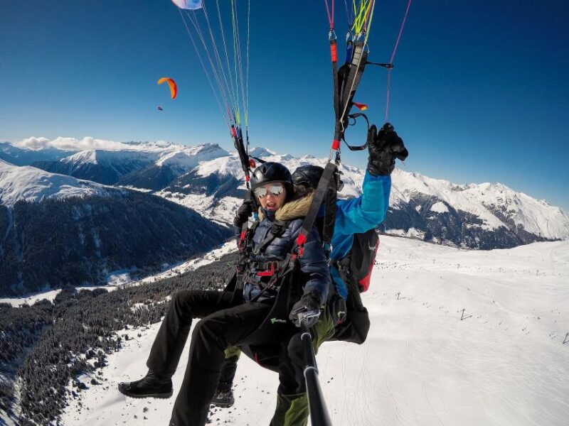 Davos: Tandem Paragliding Flight - Davos Paragliding: Is It the Right Choice?