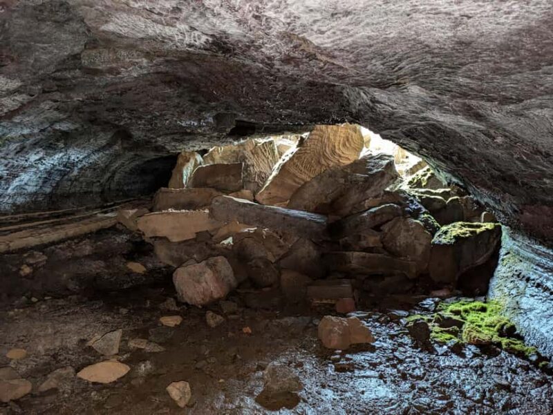 Day Hike to Helgafell: Lava Caves and Elves - moderate - Exploring the Day Hike to Helgafell with Lava Caves and Elves