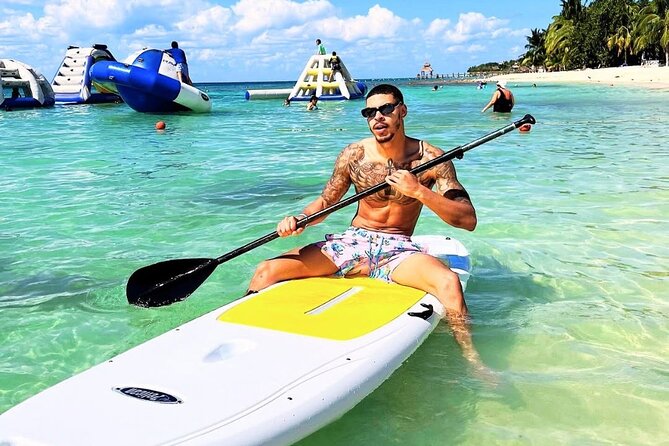 Day Pass at San Francisco Beach: Escape to the Paradise - Pool and Lounge Facilities for Relaxation