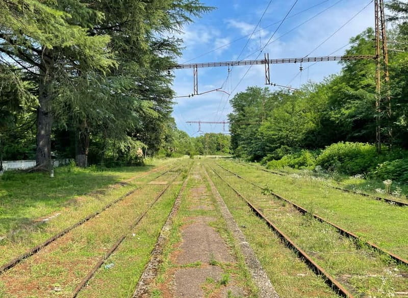 Day tour from Tbilisi to Kutaisi and Tskaltubo - Why This Tour Offers a Unique Experience