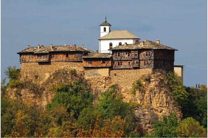 Day Tour: God's eyes cave, Saeva dupka cave & Glozehne monastery - Key Points
