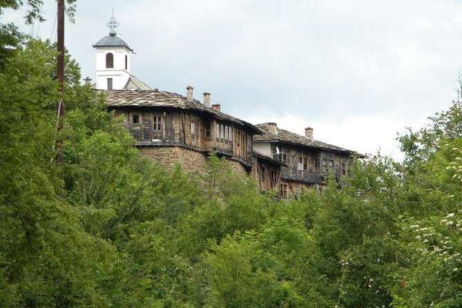 Day Tour: God's eyes cave, Saeva dupka cave & Glozehne monastery - Glozhene Monastery: A Fortress-Like 13th-Century Sanctuary