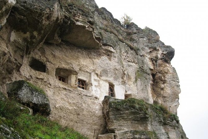 Day Tour: Old Orhei Monasteries Complex with Brneti Cellar - Logistics: Transport, Group Size, and Convenience