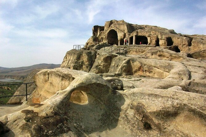 Day Tour to Mtskheta, Gori (Stalin museum) and Uplistsikhe - Gori Fortress: A Strategic Landmark