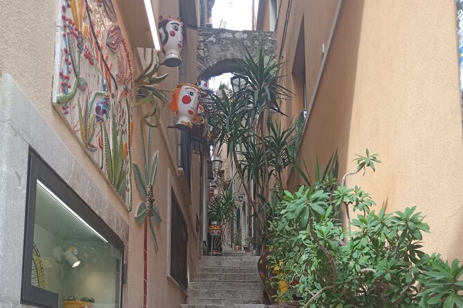 Day tour to Taormina, Castelmola and Isola Bella - Practicalities and Accessibility Considerations