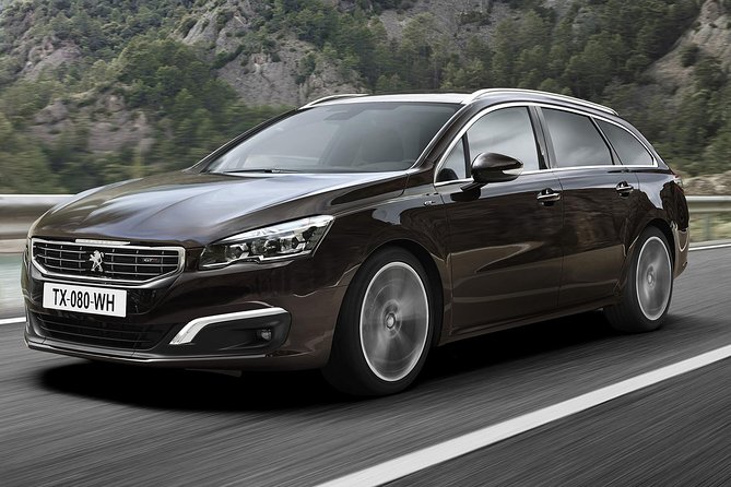 Day Trip from Bucharest to Dracula Castle, Brasov and Peles Castle Sinaia - Frequently Asked Questions