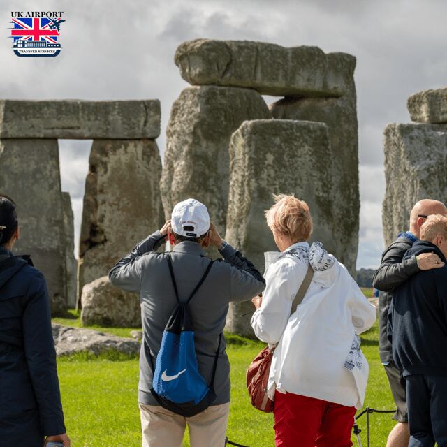 Day Trip from London to Stonehenge and Bath - Key Points