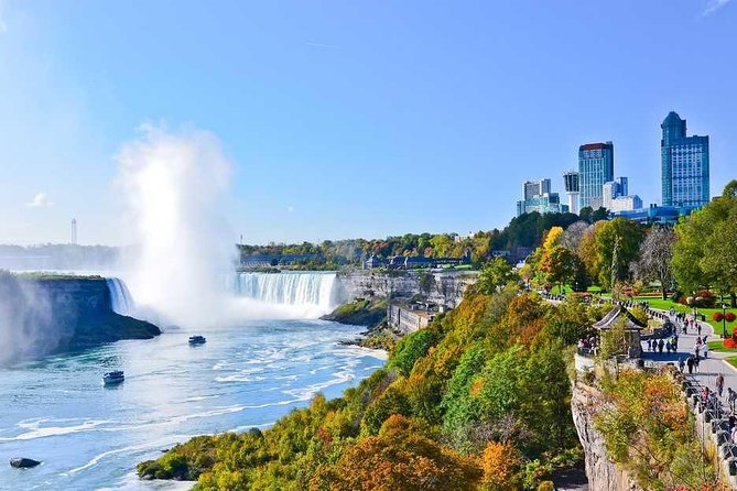 Day-Trip from Toronto to Niagara Falls with skip-the-line boat - Viewing the Horseshoe Falls from Multiple Perspectives