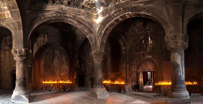 Day trip: Garni, Geghard, Symphony of Stones and Lavash baking - Enjoying a Lavash Baking Master Class
