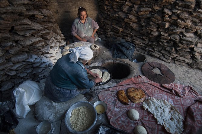 Day Trip: Khor Virap, Azat Reservoir, Garni Temple, Geghard, - Discover Armenia’s Iconic Sites in a Comfortable Day Tour