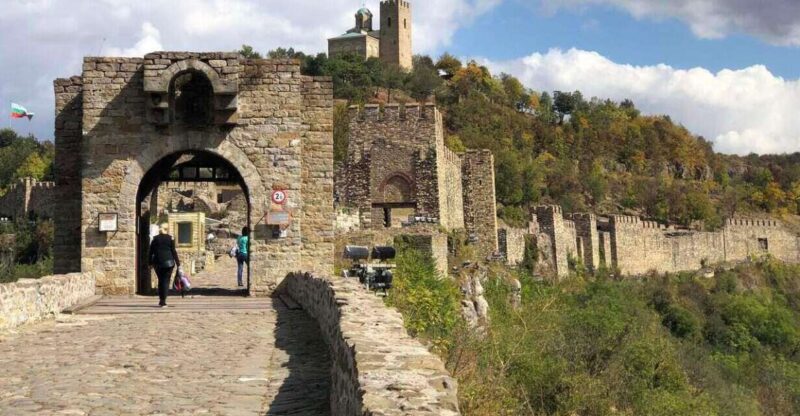 Day Trip to Bulgaria and Veliko Tarnovo from Bucharest - Veliko Tarnovo: Bulgaria’s Medieval Capital
