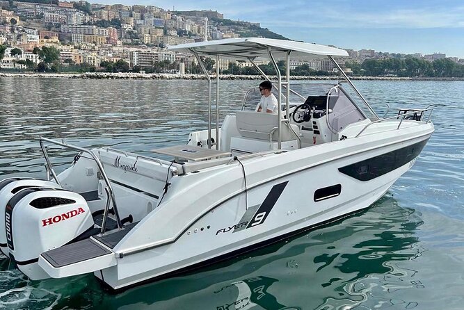 Day trip to Capri on beneteau flyer 9 - Luxury Day Trip to Capri on the Beneteau Flyer 9 SUNdeck