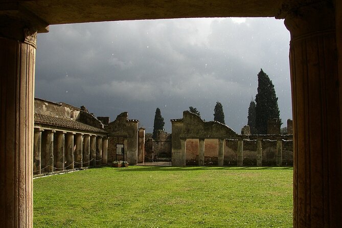 Day Trip to Capri, Sorrento and Pompeii from Rome - Transitioning from Capri to Sorrento by Ferry