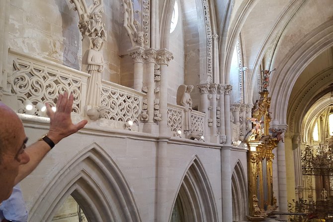 Day trip to Cuenca from Madrid with cathedral visit - Crossing the Puente de San Pablo for Scenic Views