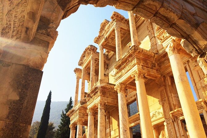 Day Trip to Ephesus from/to Istanbul with FLIGHT and LUNCH - Lunch and Local Craft Demonstrations in Selcuk