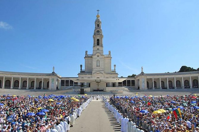 Day trip to Fatima, Batalha Monastery, Ericeira and Òbidos - Transportation and Comfort During the Tour