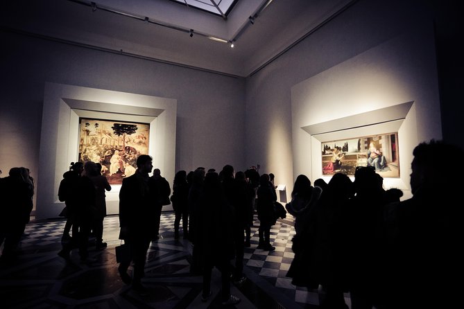 Day Trip to Florence from Rome with Uffizi entrance - Tour Experience and Group Size