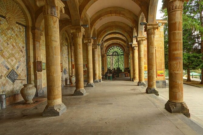 Day trip to Jermuk: Noratus, Hayravank, Selim Pass - Traditional Armenian Lunch in Yeghegnadzor