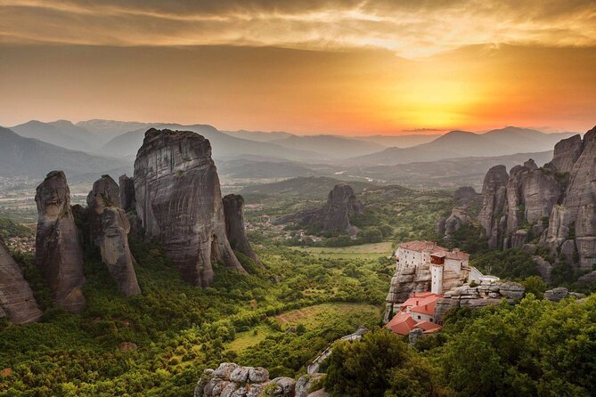 Day Trip to Meteora from Athens - Exploring the Iconic Monasteries of Meteora