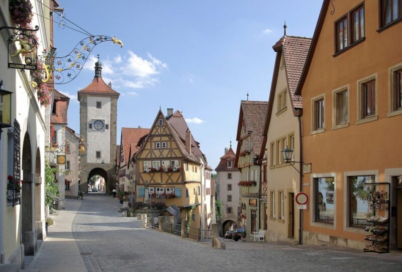 Day Trip to Rothenburg from Frankfurt - Visiting the Town Hall and Medieval Gates
