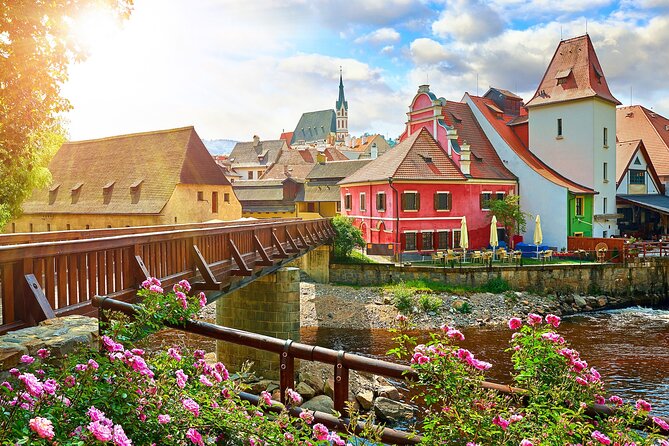 Day Trip to the Fairytale Town of Cesky Krumlov - Key Points