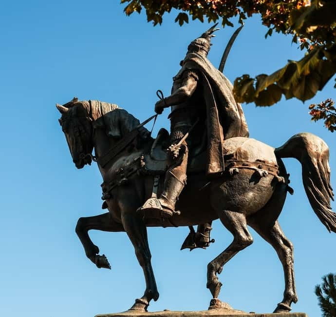 Day trip to Tirana & Kruja - Taking in Albanian Traditions at Kruja Bazaar