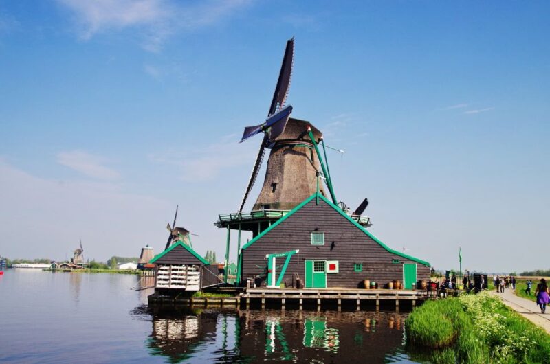 Day Trip to Zaanse Schans, Volendam and Marken - A Personalised 8-Hour Journey through Dutch Countryside and Cities