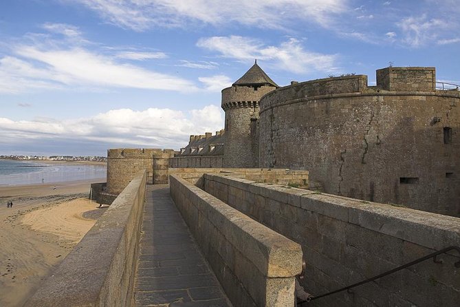 Day Trip with a local driver Dinan, Cancale, Saint-Malo from Rennes - 9 hours - Key Points