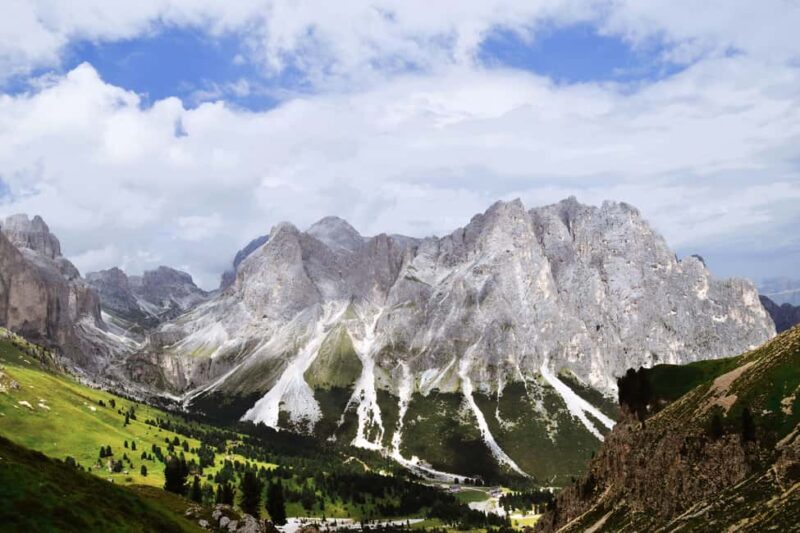 Day trips from Vienna: Hallstatt & Salzburg Guided Tour - Start with the Convenience of Hotel Pickup and Drop-off