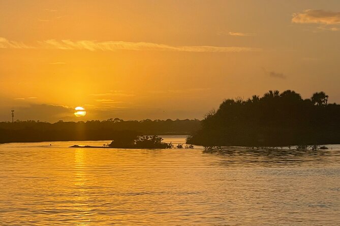 Daytona Beach Champagne Sunset Cruise - The Halifax River: Scenic Mansion and Island Views