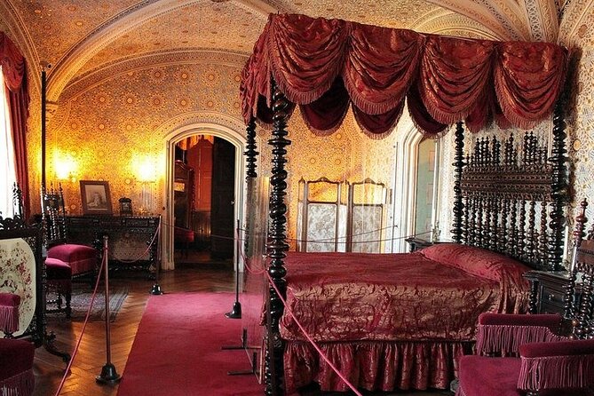 DayTrip from Lisbon to Sintra+Cascais PRIVATE TOUR-small groups - Logistics and Flexibility of the Private Tour