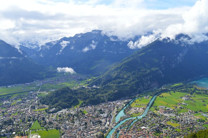 Daytrip to Swiss Villages: Interlaken Grindelwald & Lauterbrunnen - Logistics and Group Size Management